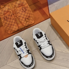 Louis Vuitton Trainer Sneaker